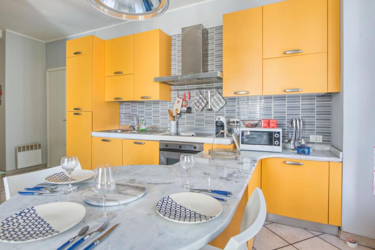 Charming Flat With Balcony In The Heart Of - Welkeys Appartamento